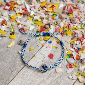 4Ocean Microplastics Collection Ocean Giant Whale Bracelet